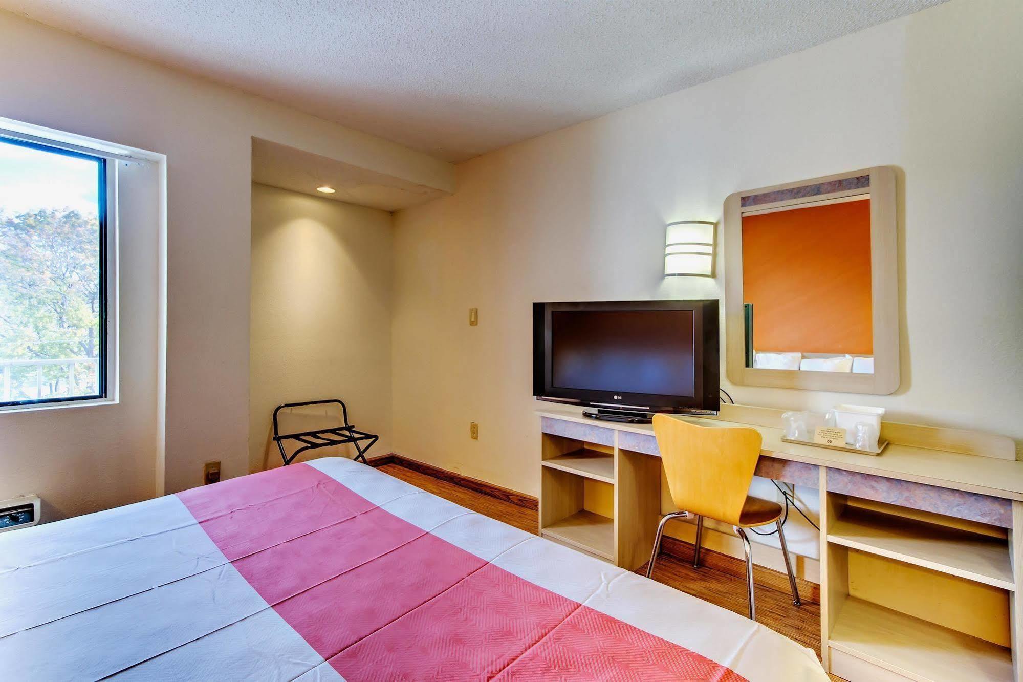 Motel 6-Washington, Dc Экстерьер фото