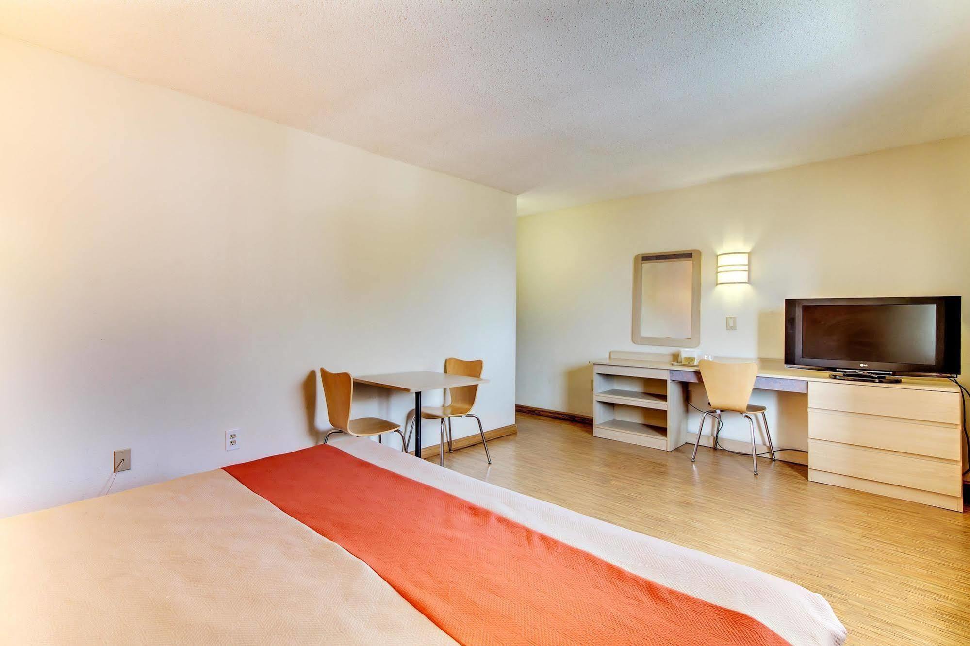 Motel 6-Washington, Dc Экстерьер фото
